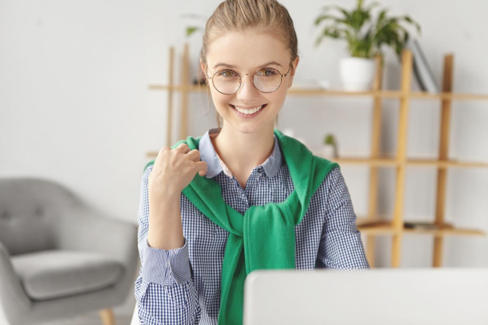 Professionelle Finanzberatung im Büro